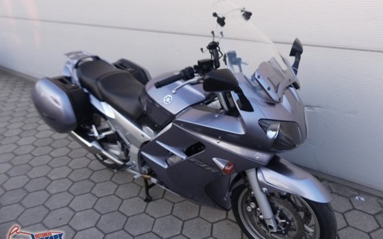Gebrauchtmotorrad Yamaha FJR 1300 - Bild 2