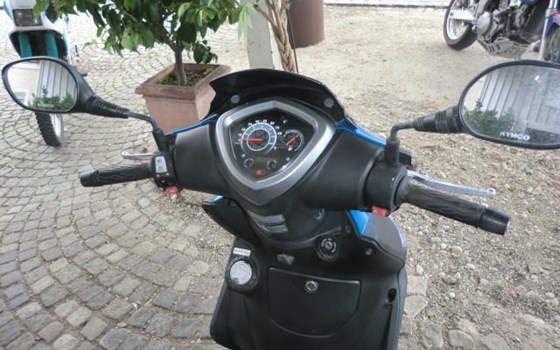 Gebrauchtmotorrad Kymco Agility 16 Plus 50i - Bild 4