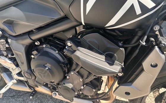 Motorrad Occasion Triumph Trident 660 - Bild 5