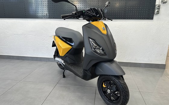 Neufahrzeug Piaggio 1 Active - Bild 11