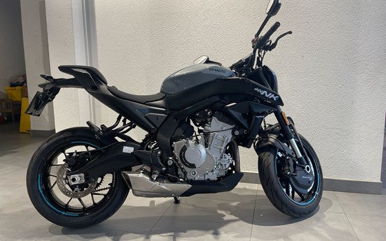 Motorrad Occasion CFMOTO 675NK - Bild 4