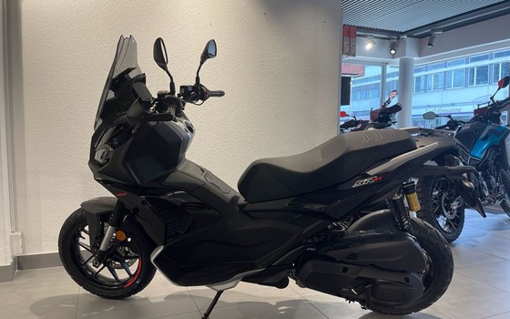 Motorrad Occasion Aprilia SR GT 400 - Bild 7