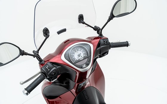 Motorrad Occasion Honda SH125i - Bild 8