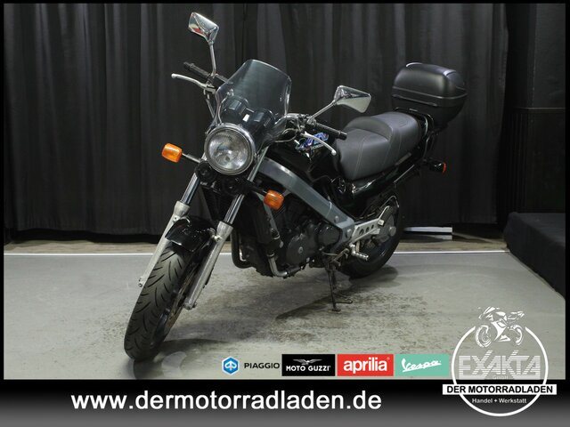 Honda NTV 650 Revere
