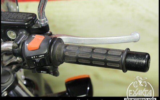 Gebrauchtmotorrad Honda NTV 650 Revere - Bild 18