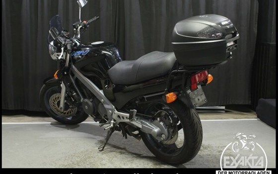 Gebrauchtmotorrad Honda NTV 650 Revere - Bild 3