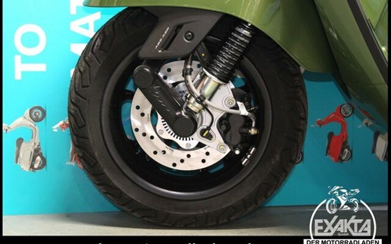 Neufahrzeug Vespa GTS 125 Supersport iGET - Bild 18