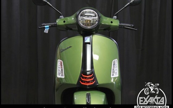 Neufahrzeug Vespa GTS 125 Supersport iGET - Bild 8
