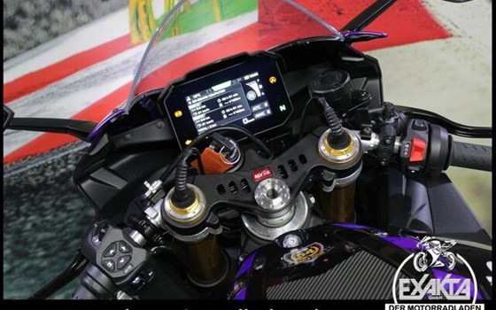 Neufahrzeug Aprilia RSV4 1100 Factory - Bild 11