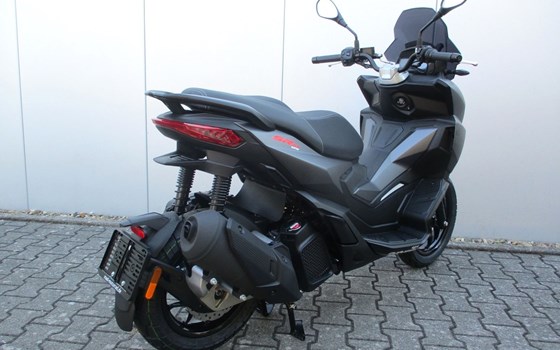 Neufahrzeug Aprilia SR GT 125 - Bild 6