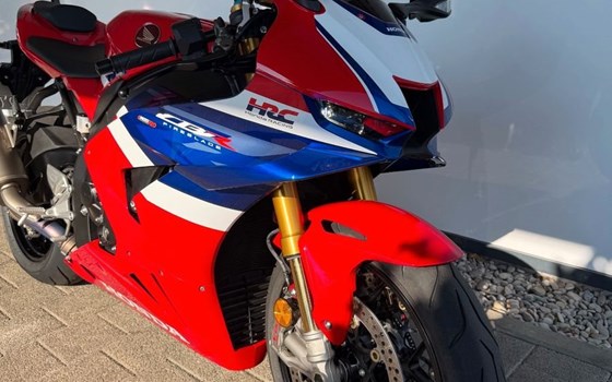 Gebrauchtmotorrad Honda CBR1000RR-R Fireblade SP - Bild 6