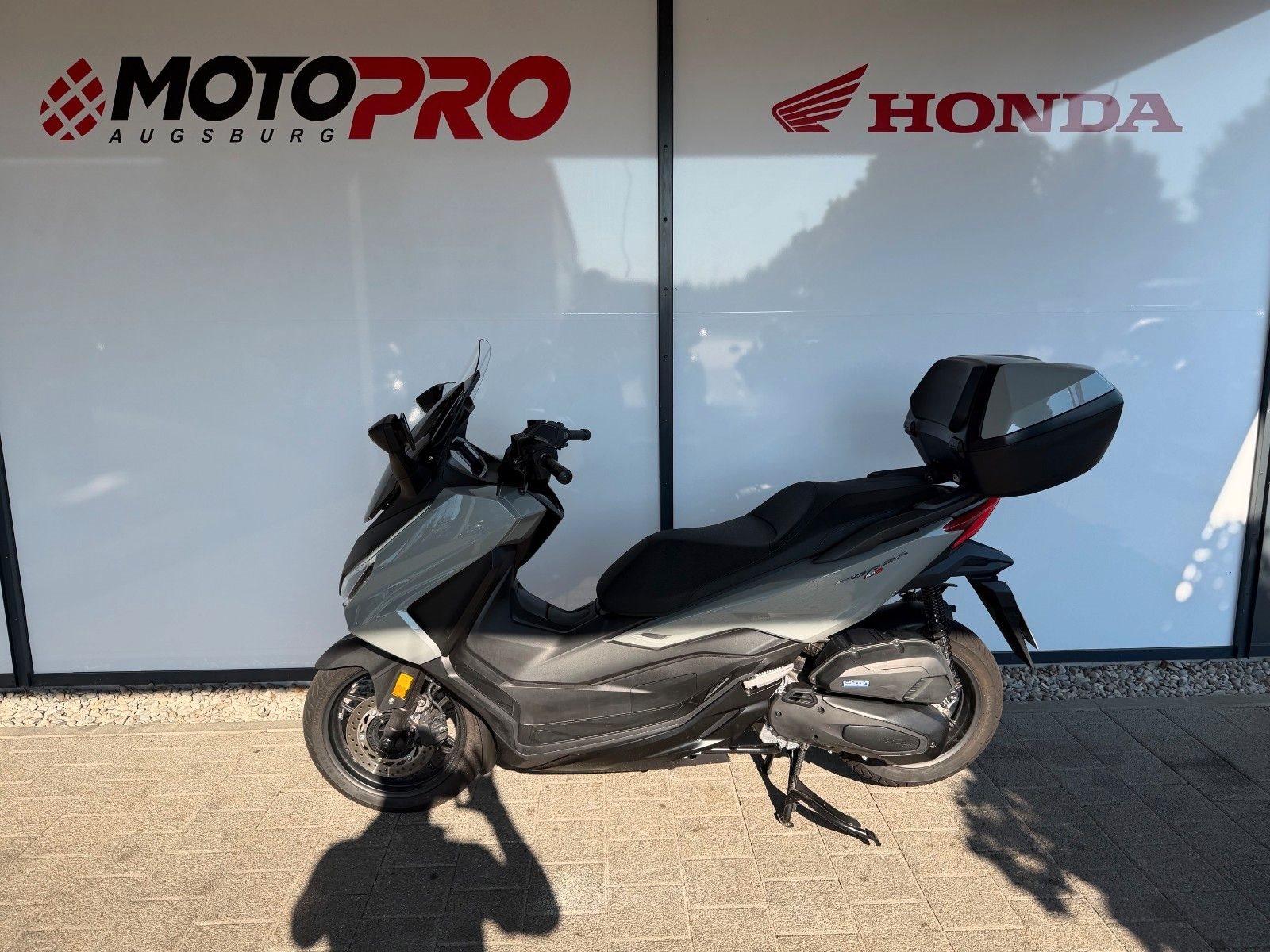 Honda Forza 125