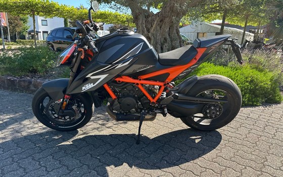 Gebrauchtmotorrad KTM 1290 Super Duke RR - Bild 4