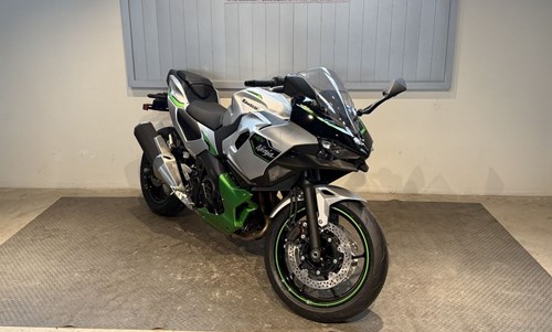 Kawasaki Ninja 7 Hybrid