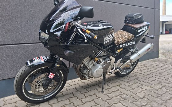 Gebrauchtmotorrad Yamaha TRX 850 - Bild 15