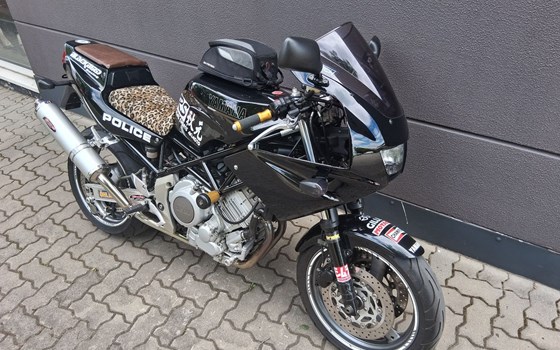 Gebrauchtmotorrad Yamaha TRX 850 - Bild 3