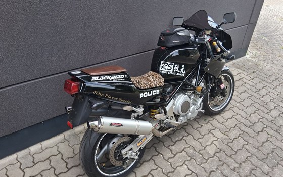 Gebrauchtmotorrad Yamaha TRX 850 - Bild 5