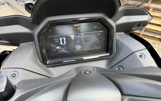 Gebrauchtmotorrad Yamaha XMAX 125 Tech MAX+ - Bild 12