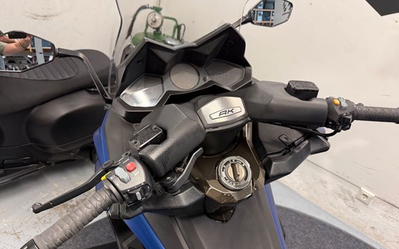 Gebrauchtmotorrad Kymco AK 550i ABS - Bild 4