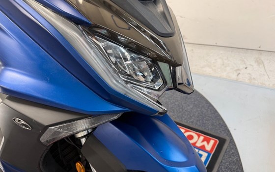 Gebrauchtmotorrad Kymco AK 550i ABS - Bild 7