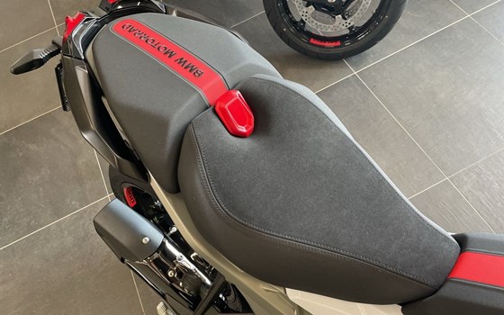 Neufahrzeug BMW R 1300 R - Bild 13