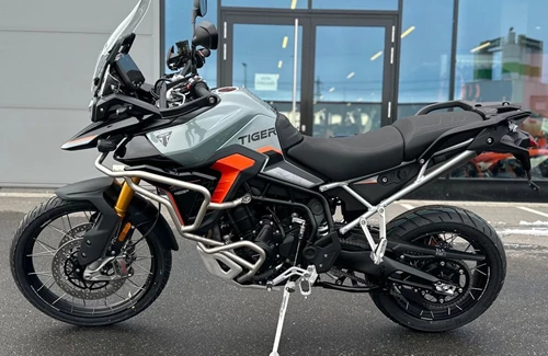 Neumotorrad Triumph Tiger 900 Desert Edition