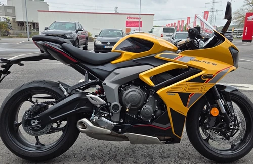 Neumotorrad Triumph Daytona 660
