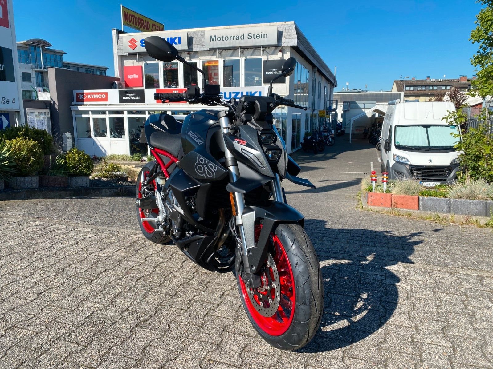 Suzuki GSX-8S