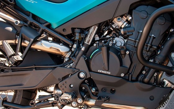 Neufahrzeug CFMOTO 800MT-ES - Bild 9