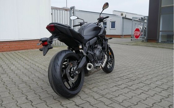 Gebrauchtmotorrad Yamaha MT-07 - Bild 8