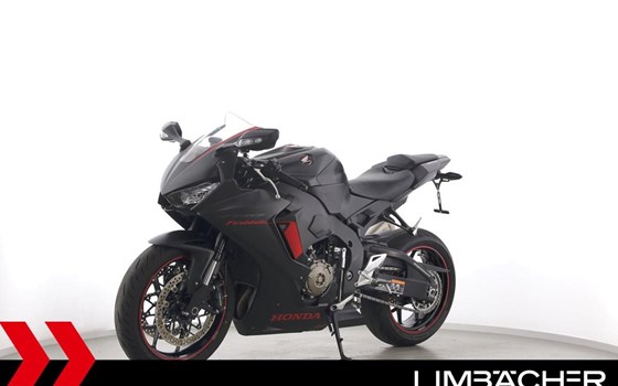 Gebrauchtmotorrad Honda CBR1000RR Fireblade - Bild 4