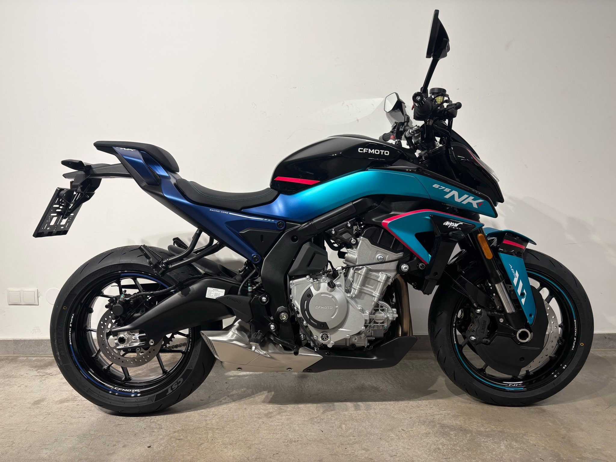 CFMOTO 675NK<br />www.2rad-hauthaler