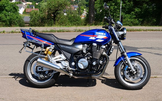 Gebrauchtmotorrad Yamaha XJR 1300 - Bild 3