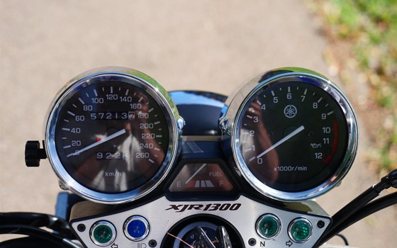 Gebrauchtmotorrad Yamaha XJR 1300 - Bild 9