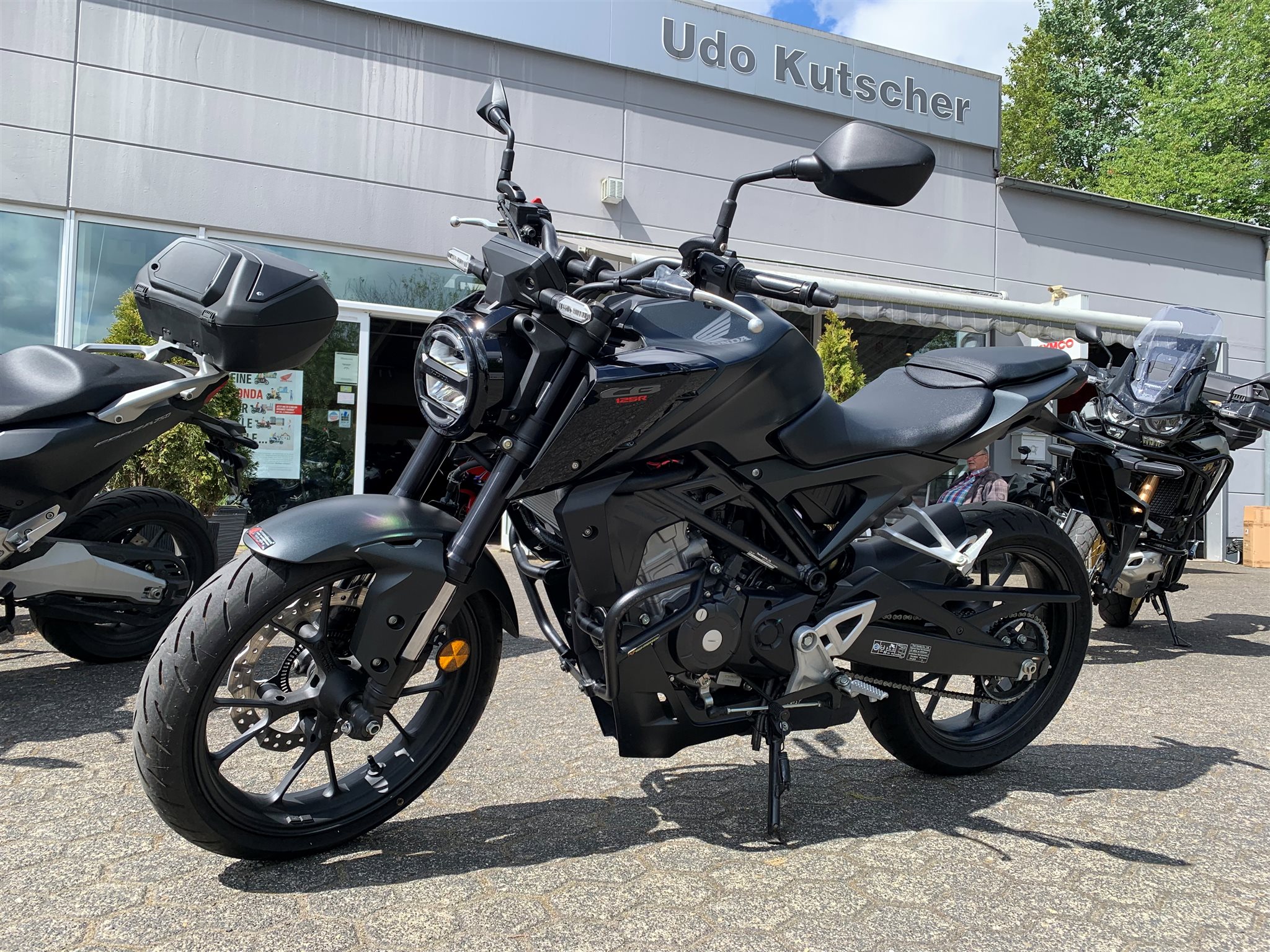 Honda CB125R