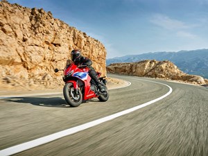 Honda CBR500R E-Clutch
