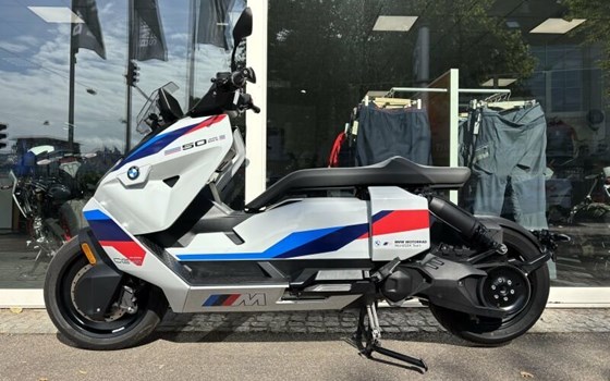 Gebrauchtmotorrad BMW CE 04 - Bild 5