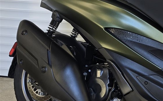 Gebrauchtmotorrad Piaggio Beverly 400 hpe - Bild 12