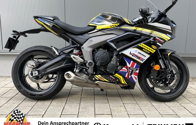 Triumph Daytona 660