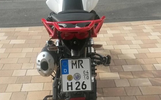 Gebrauchtmotorrad Moto Guzzi V85 TT - Bild 3