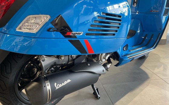 Motorrad Occasion Vespa GTS 310 SuperSport - Bild 14