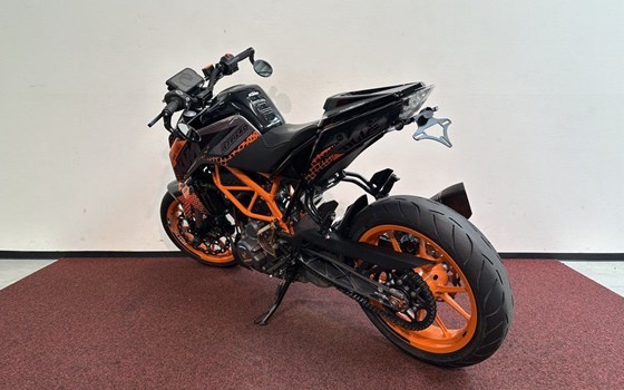Gebrauchtmotorrad KTM 390 Duke - Bild 6