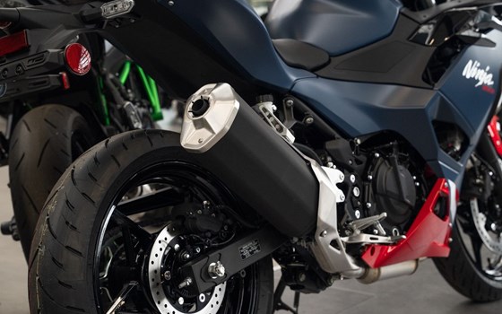 Neufahrzeug Kawasaki Ninja 500 SE - Bild 12
