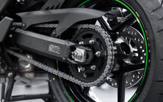 Neufahrzeug Kawasaki Versys 1100 SE - Bild 18