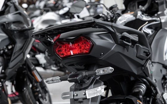 Neufahrzeug Kawasaki Versys 1100 SE - Bild 20