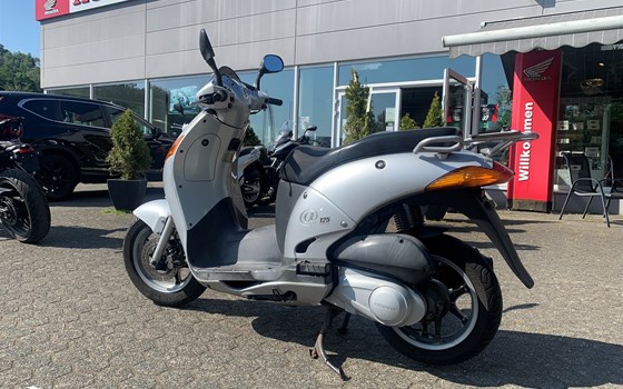 Gebrauchtmotorrad Honda @ 125 / NES 125 - Bild 3