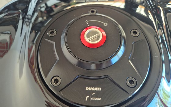 Gebrauchtmotorrad Ducati Monster 1200 S - Bild 17