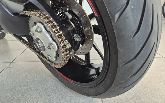Gebrauchtmotorrad Ducati Monster 1100 Evo - Bild 7