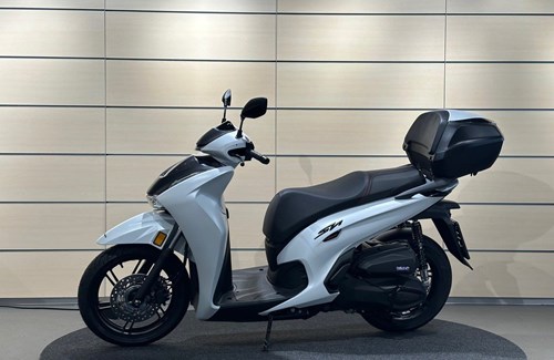 Neumotorrad Honda SH350i