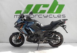 Neumotorrad Kawasaki Versys 1100 SE